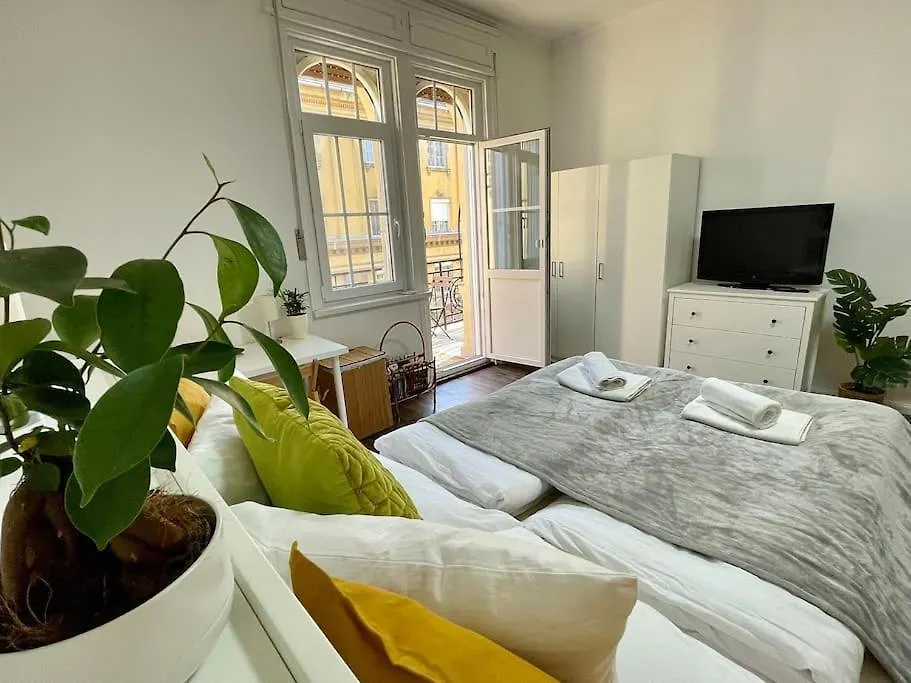 Studio27 - Apartment With Balcony At The Buda Castle 布达佩斯